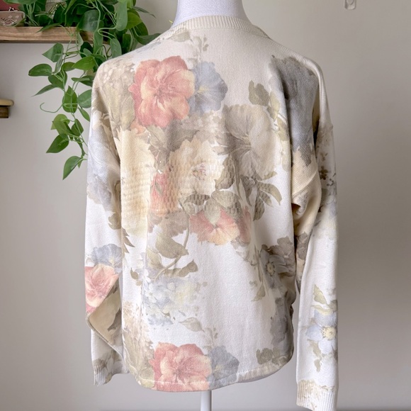 Floral Sweater - Picture 3 of 4